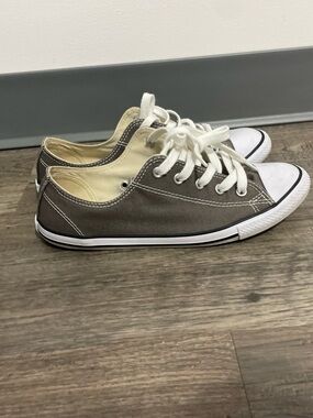 Women low-Top Canvas Sneakers in Gray with White Accents